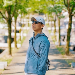 피드에 업로드 된 이미지
