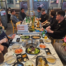 피드에 업로드 된 이미지