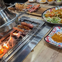 피드에 업로드 된 이미지