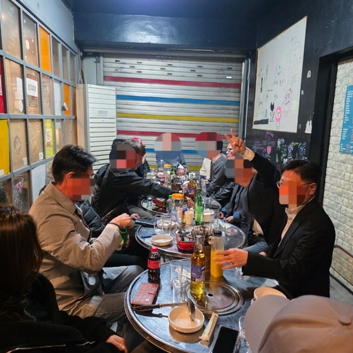 ํผ๋ ์ด๋ฏธ์ง