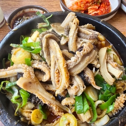 피드에 업로드 된 이미지