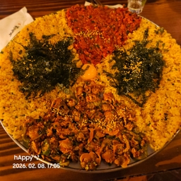 피드에 업로드 된 이미지