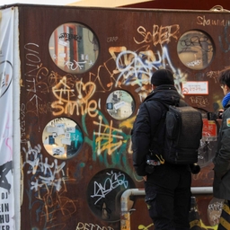 피드에 업로드 된 이미지