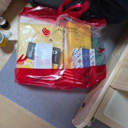 피드에 업로드 된 이미지