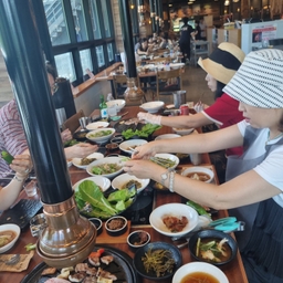 피드에 업로드 된 이미지