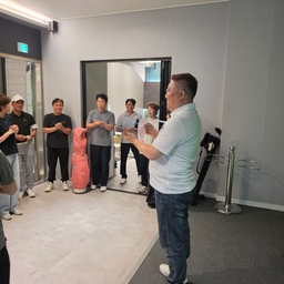 피드에 업로드 된 이미지
