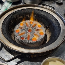 피드에 업로드 된 이미지