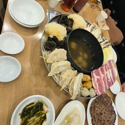 피드에 업로드 된 이미지