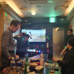 피드에 업로드 된 이미지
