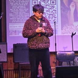 피드에 업로드 된 이미지