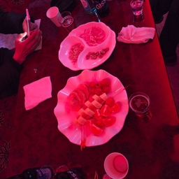 피드에 업로드 된 이미지