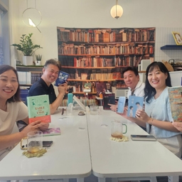 피드에 업로드 된 이미지