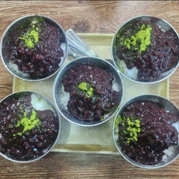 피드에 업로드 된 이미지