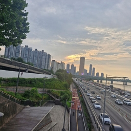 피드에 업로드 된 이미지