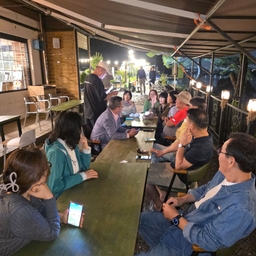 피드에 업로드 된 이미지
