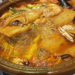 피드에 업로드 된 이미지