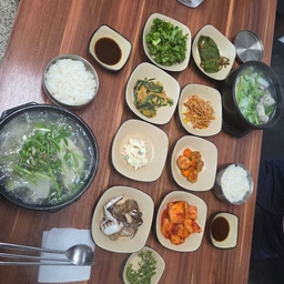 피드에 업로드 된 이미지
