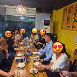 피드에 업로드 된 이미지
