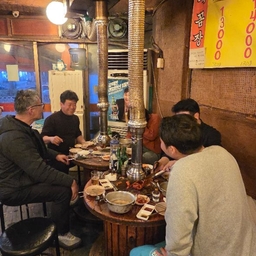 피드에 업로드 된 이미지