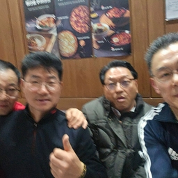 피드에 업로드 된 이미지
