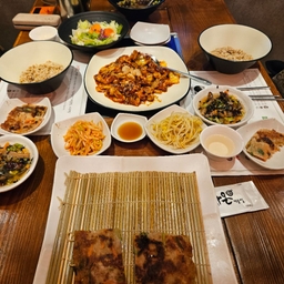 피드에 업로드 된 이미지