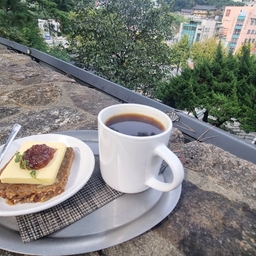 피드에 업로드 된 이미지