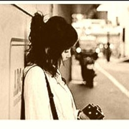 피드에 업로드 된 이미지