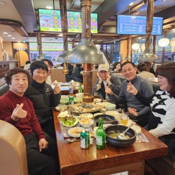 피드에 업로드 된 이미지
