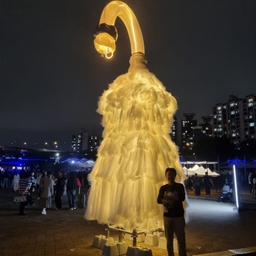 피드에 업로드 된 이미지