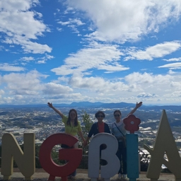 피드에 업로드 된 이미지