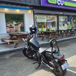 피드에 업로드 된 이미지