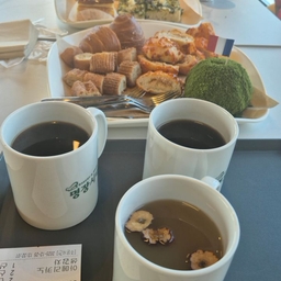 피드에 업로드 된 이미지