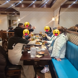 피드에 업로드 된 이미지
