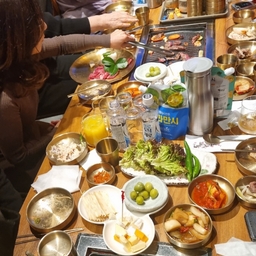 피드에 업로드 된 이미지