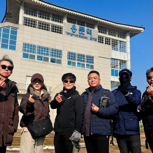 ํผ๋ ์ด๋ฏธ์ง