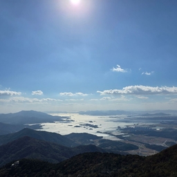 피드에 업로드 된 이미지
