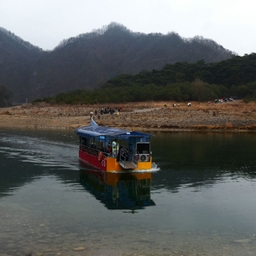 피드에 업로드 된 이미지