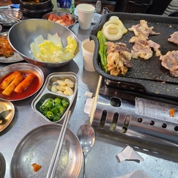 피드에 업로드 된 이미지