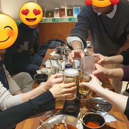 피드에 업로드 된 이미지