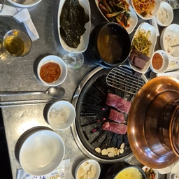 피드에 업로드 된 이미지