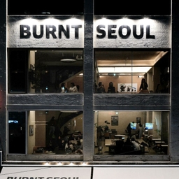 피드에 업로드 된 이미지