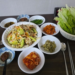 피드에 업로드 된 이미지