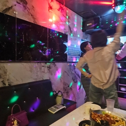 피드에 업로드 된 이미지