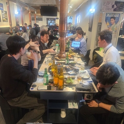 피드에 업로드 된 이미지