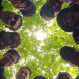 피드에 업로드 된 이미지