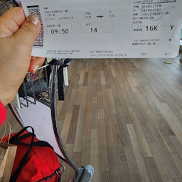 피드에 업로드 된 이미지