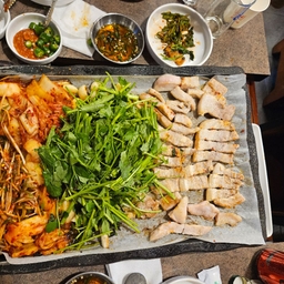 피드에 업로드 된 이미지