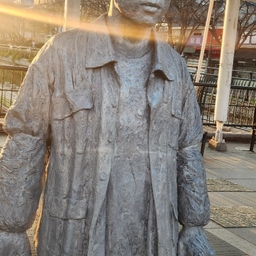 피드에 업로드 된 이미지