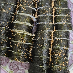 피드에 업로드 된 이미지