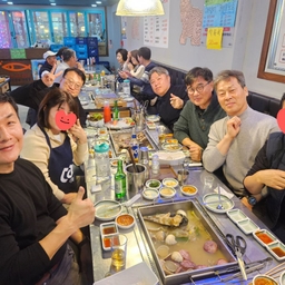 피드에 업로드 된 이미지